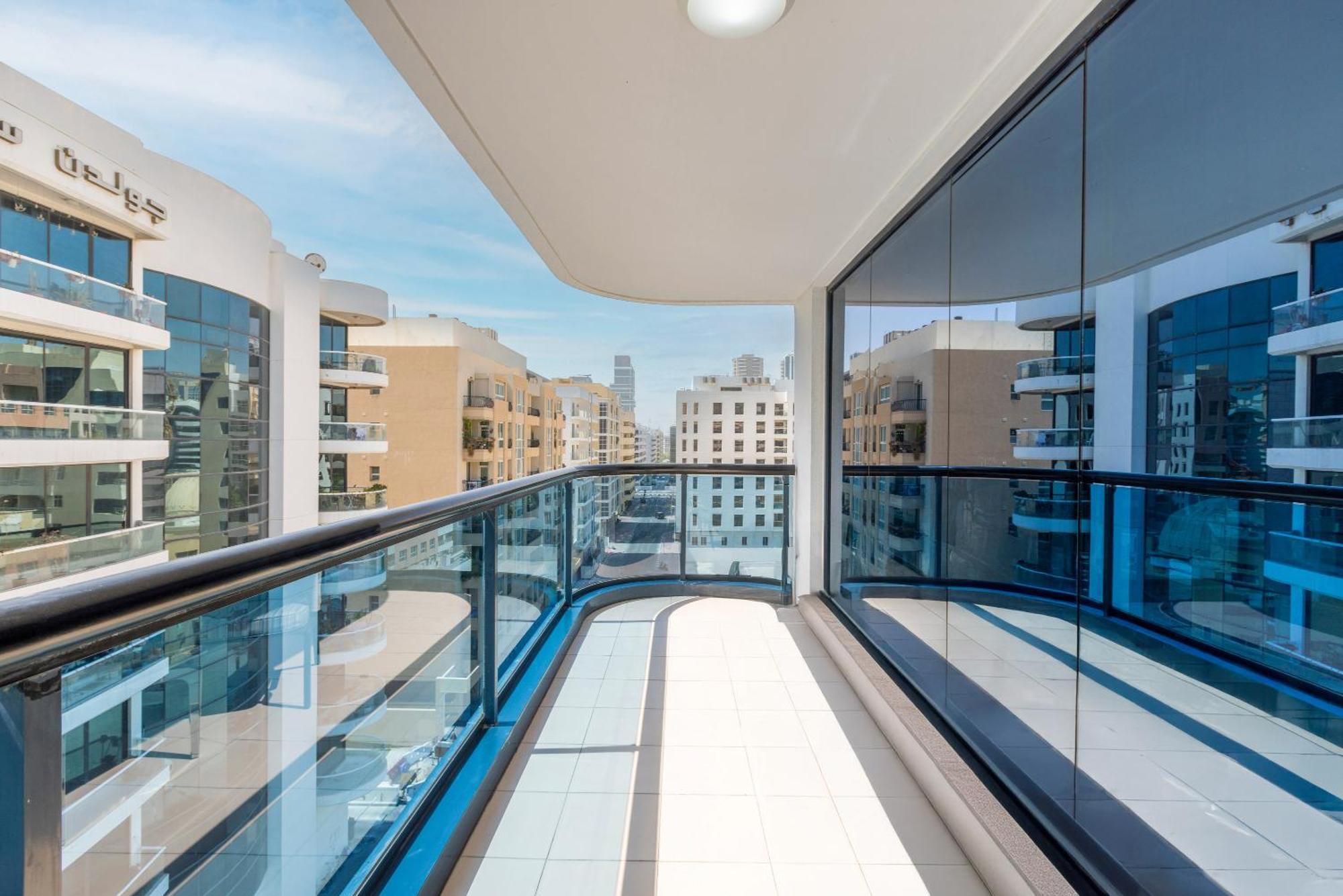 Golden Sands Suites Dubai Luaran gambar