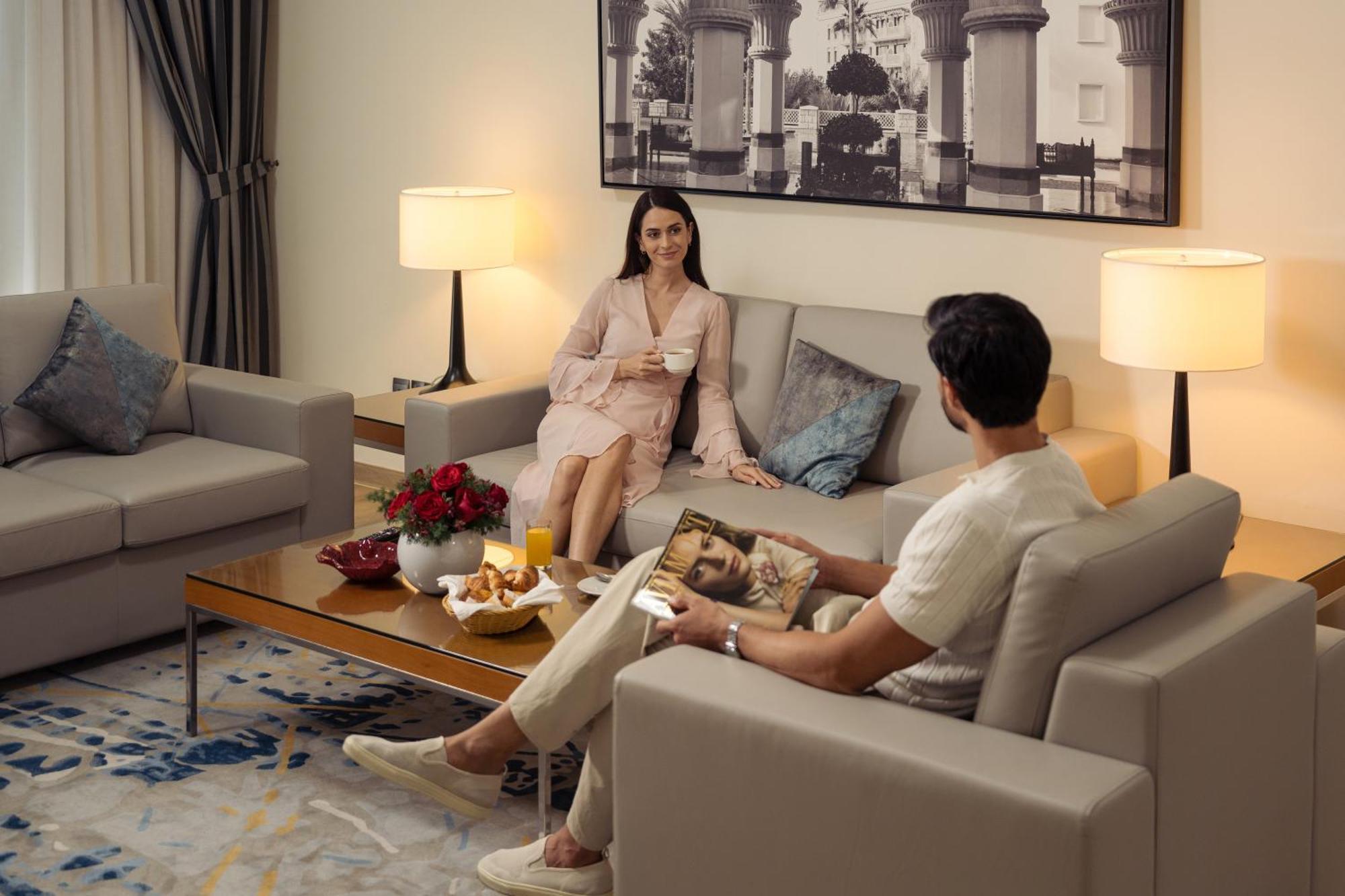 Golden Sands Suites Dubai Luaran gambar